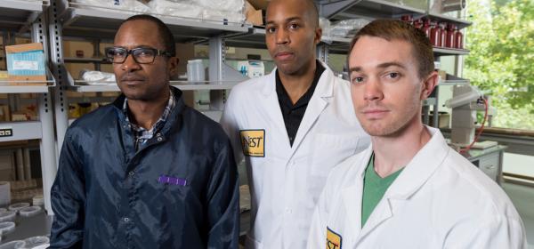 Baratunde Cola lab, James Hammonds (left), Baratunde Cola (middle), and Eric Tervo (right) in the lab.